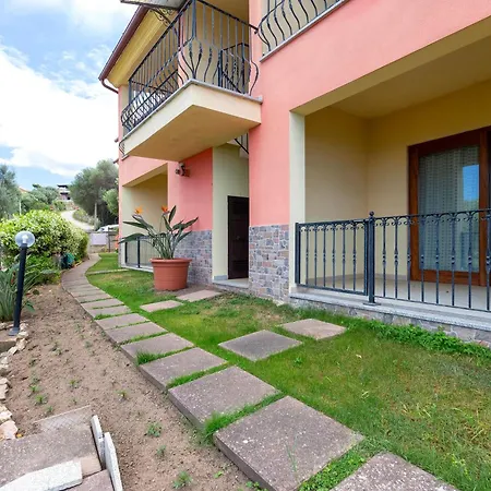 Vakantiehuis Sea View Isola Rossa 2 Cascabraga